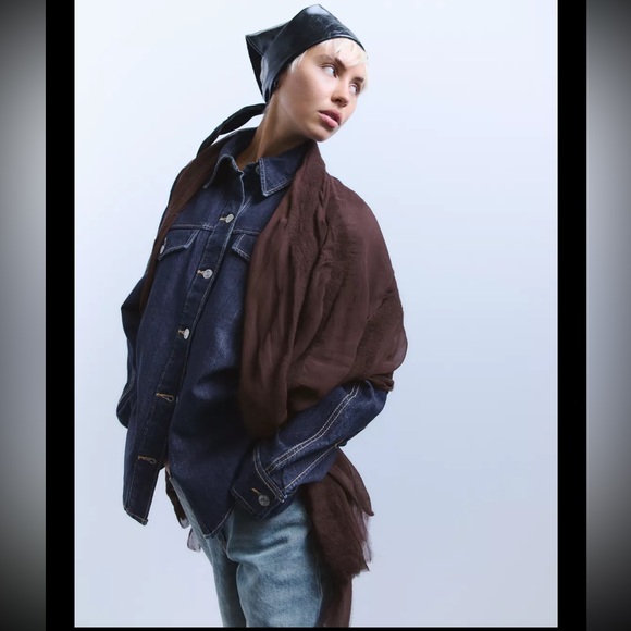 Zara flowy large wrap sarong scarf with raised matching stripes - Picture 1 of 6